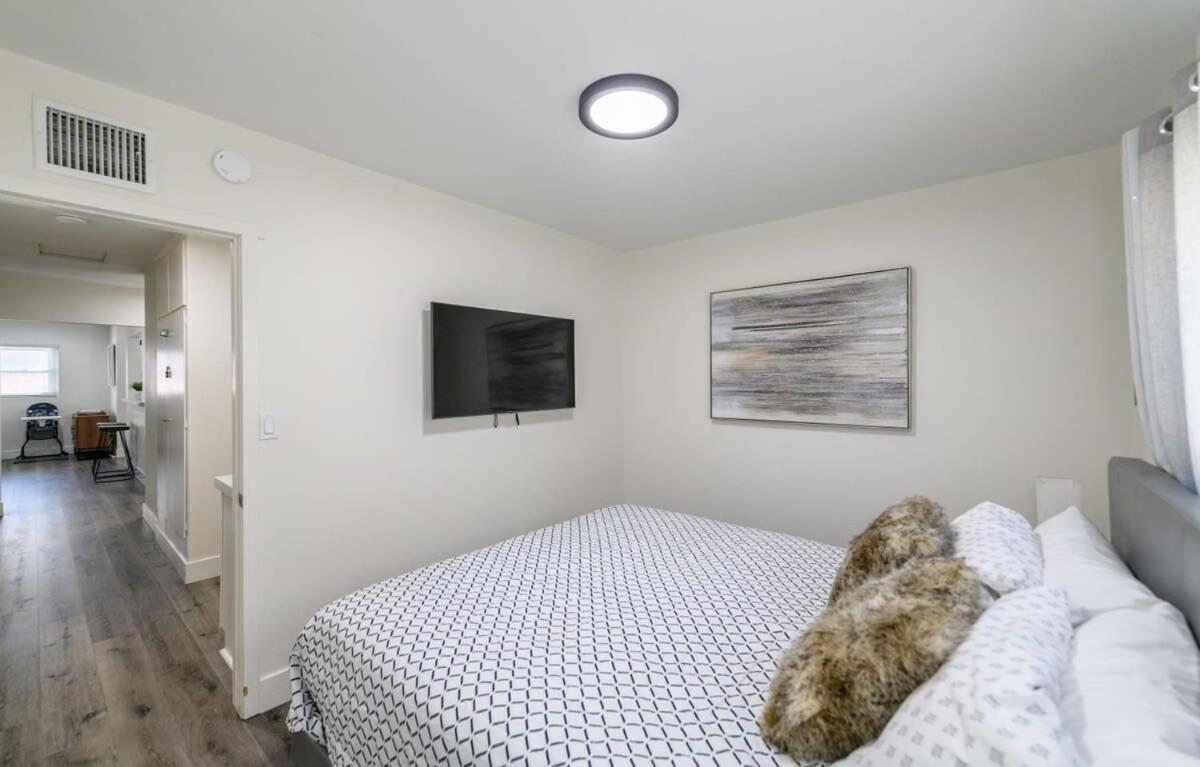 Spacious Disneyland 5 Bedroom 4 Bath House With Game Room Anaheim Esterno foto