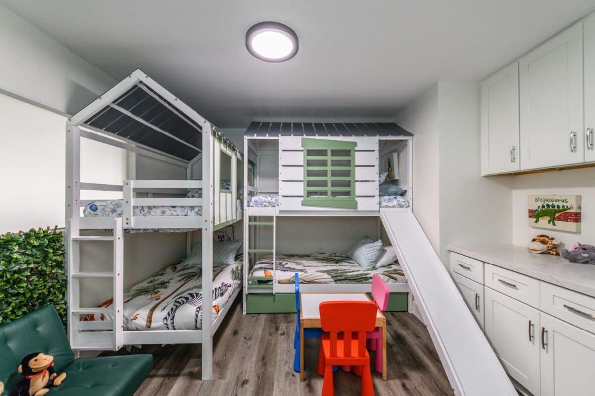 Spacious Disneyland 5 Bedroom 4 Bath House With Game Room Anaheim Esterno foto