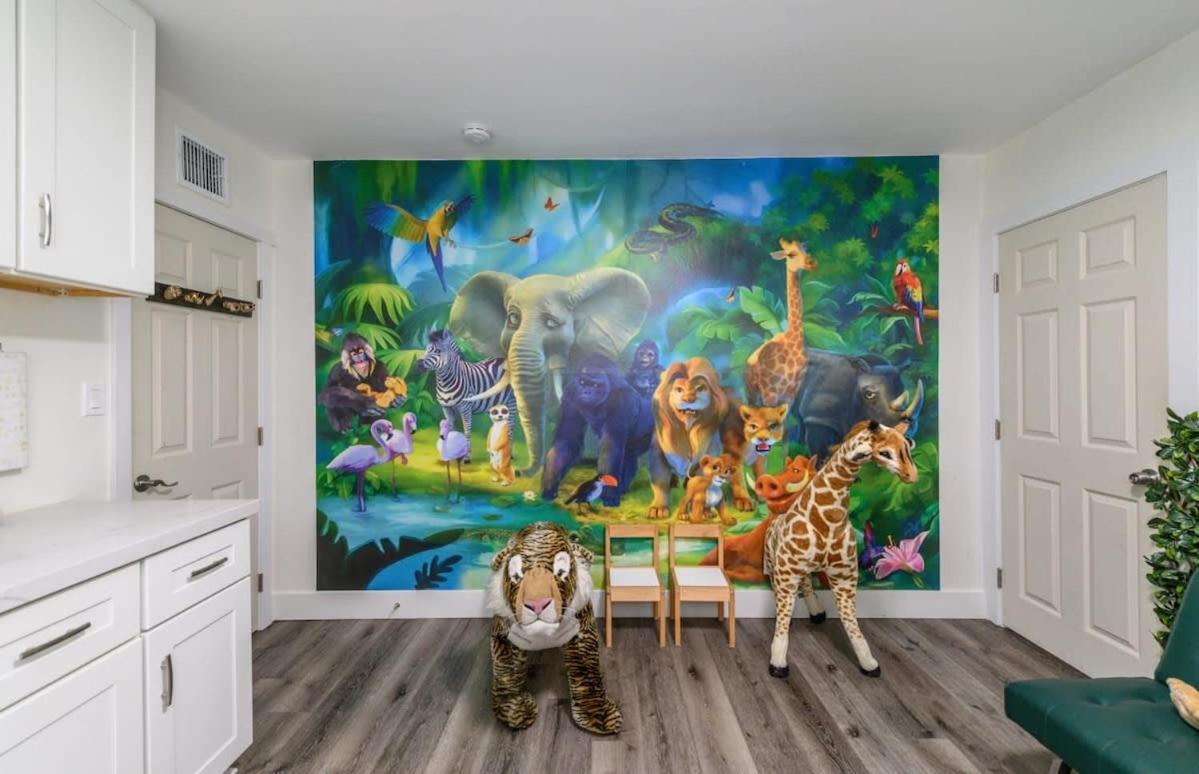 Spacious Disneyland 5 Bedroom 4 Bath House With Game Room Anaheim Esterno foto